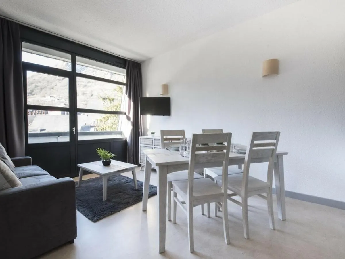 Studio Renove Pour 4 Pers. Avec Piscine, Sauna Et Balcon A Saint-Lary-Soulan - Fr-1-296-257 France